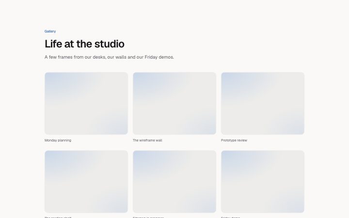 Gallery, grid